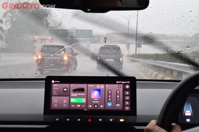 Kenapa Smart Trunk Sering Error Saat Hujan Deras Ini Penjelasan Teknis Dan Solusinya
