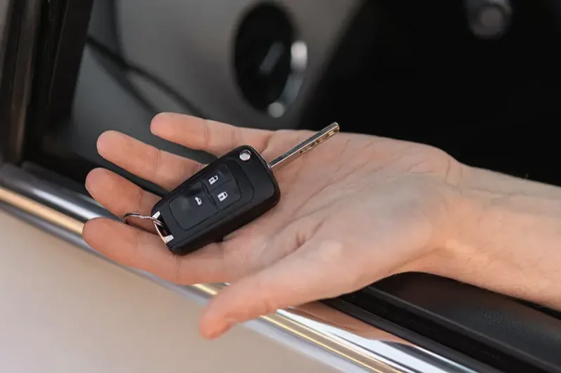 Panduan Lengkap Cara Memasang Smart Door Lock Pada Mobil Tanpa Merusak Cat Pintu