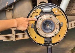 Panduan Lengkap Dan Biaya Pasang Disc Brake Conversion Pada Mobil Klasik Tromol